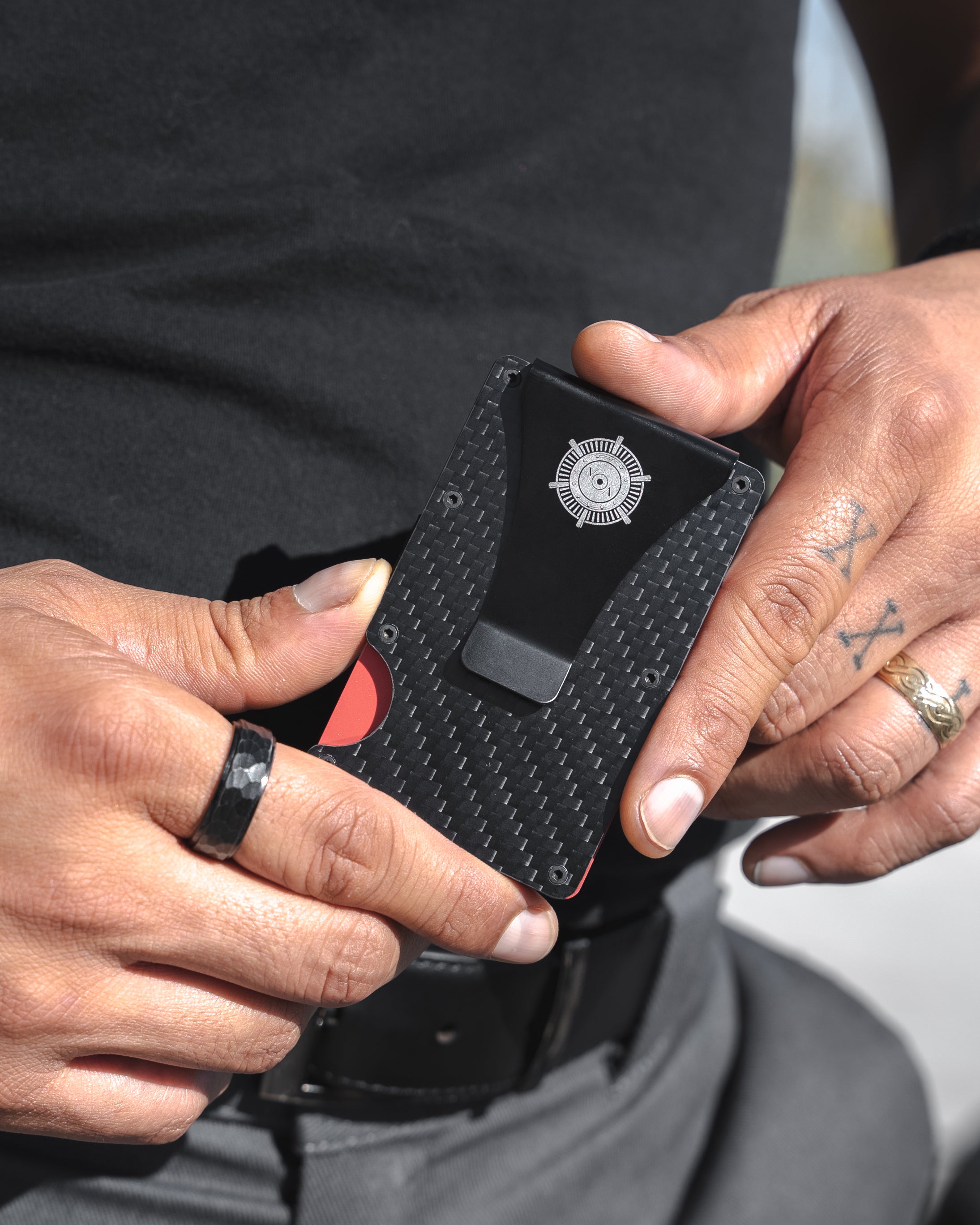 Armor-X Carbon Folio