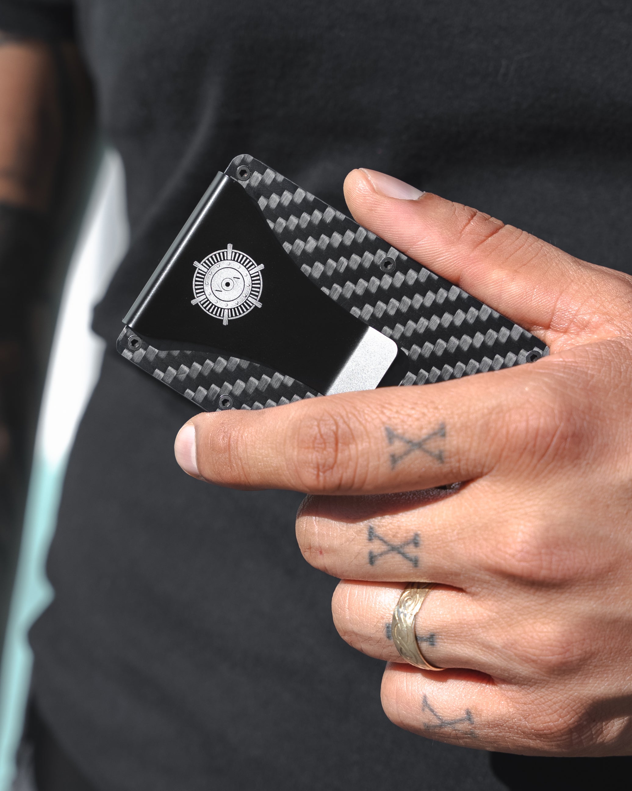 Armor-X Carbon Folio