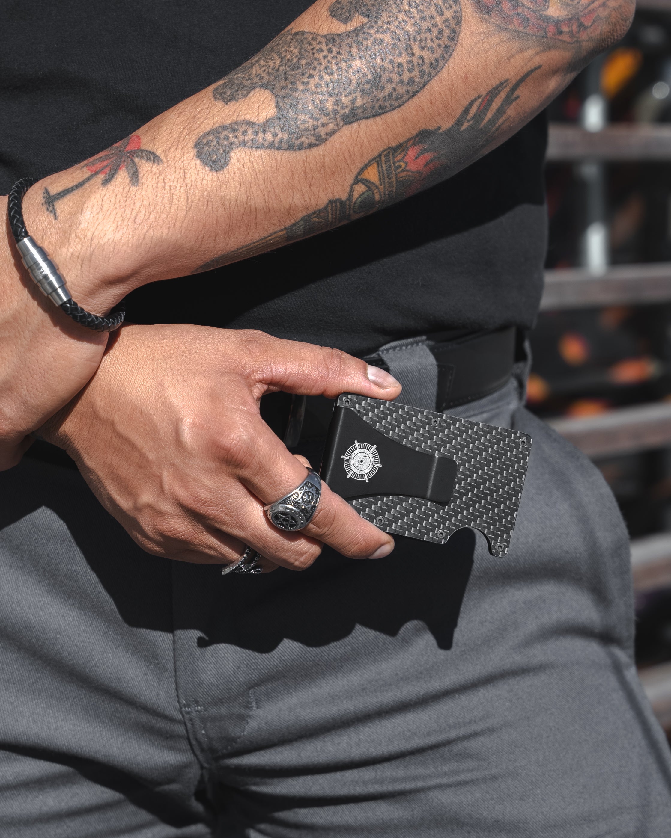 Armor-X Carbon Folio